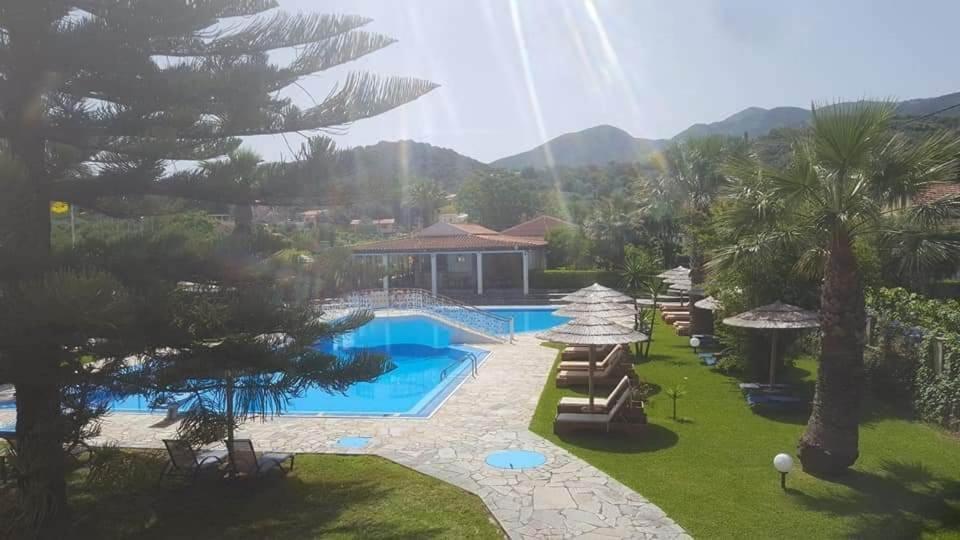 Hellens Village Almiros Beach Ngoại thất bức ảnh